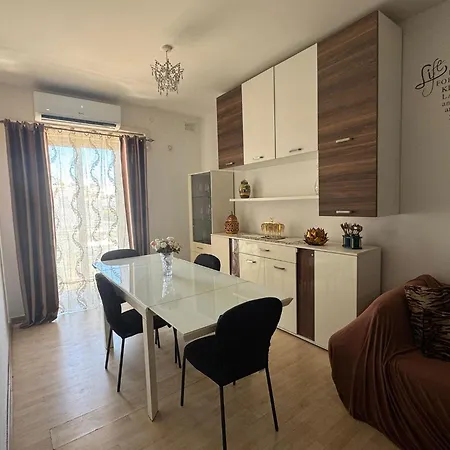 Marsascala 2nd-floor Seaview Elegant 3bedroom 2bathroom Free Breakfast & Tv Movies * Marsaskala