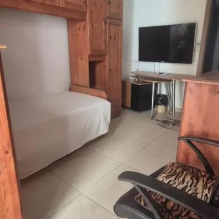 Marsascala 2nd-floor Seaview Elegant 3bedroom 2bathroom Free Breakfast & Tv Movies