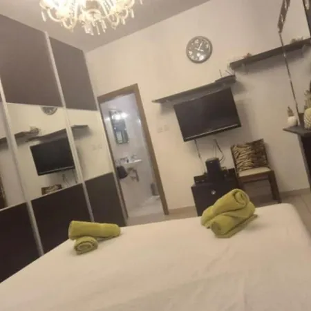 Marsascala 2nd-floor Seaview Elegant 3bedroom 2bathroom Free Breakfast & Tv Movies * Marsaskala