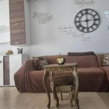 Marsascala 2nd-floor Seaview Elegant 3bedroom 2bathroom Free Breakfast & Tv Movies Appartement