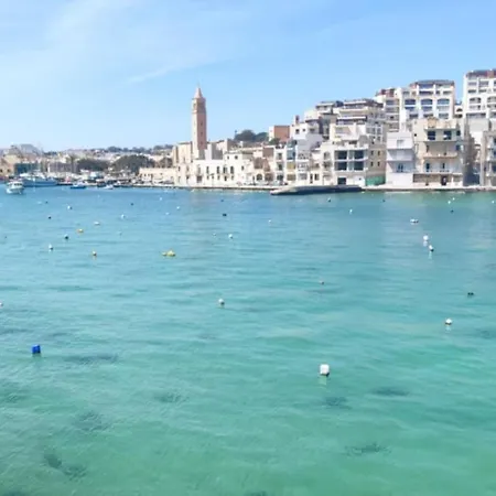 Marsascala 2nd-floor Seaview Elegant 3bedroom 2bathroom Free Breakfast & Tv Movies