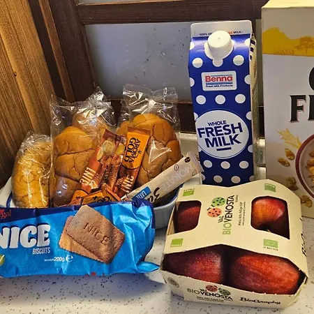 Marsascala 2nd-floor Seaview Elegant 3bedroom 2bathroom Free Breakfast & Tv Movies Marsaskala