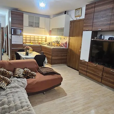 Stylish Sea View Apartment Feels Like Home, Just Steps From The Beach * Marsaskala