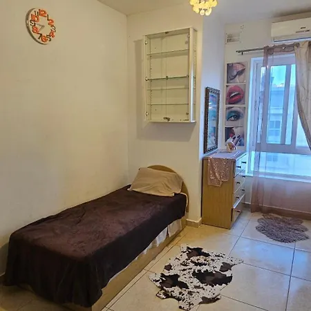 Appartamento Stylish Sea View Apartment Feels Like Home, Just Steps From The Beach