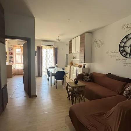 Appartamento Stylish Sea View Apartment Feels Like Home, Just Steps From The Beach