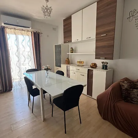 Marsascala 2nd-floor Seaview Elegant 3bedroom 2bathroom Free Breakfast & Tv Movies Apartamento Marsaskala
