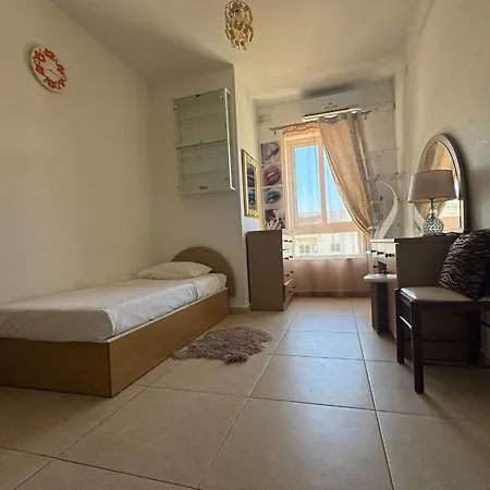 Appartamento Stylish Sea View Apartment Feels Like Home, Just Steps From The Beach Marsaskala