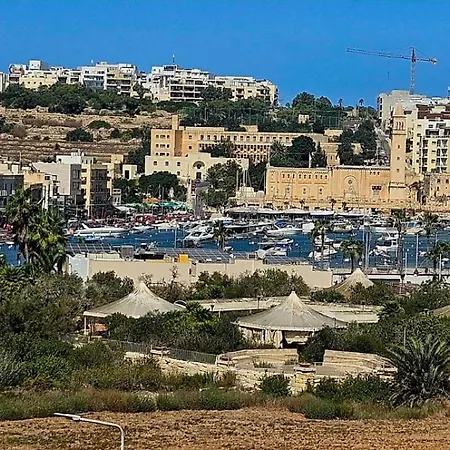 Marsascala 2nd-floor Seaview Elegant 3bedroom 2bathroom Free Breakfast & Tv Movies * Marsaskala