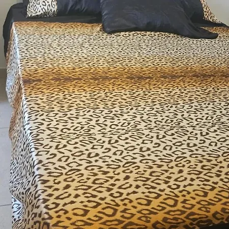 Marsascala 2nd-floor Seaview Elegant 3bedroom 2bathroom Free Breakfast & Tv Movies * Marsaskala