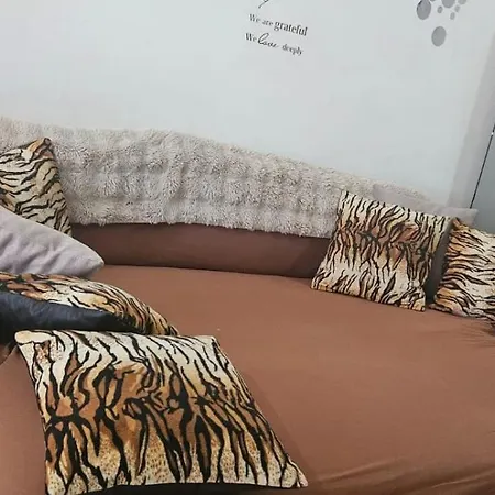 Marsascala 2nd-floor Seaview Elegant 3bedroom 2bathroom Free Breakfast & Tv Movies Lägenhet