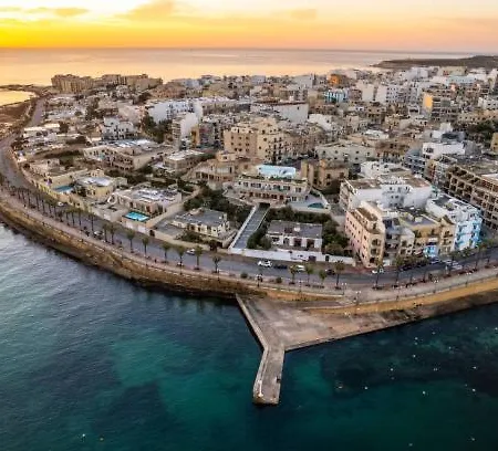 Apartment Marsascala 2nd-floor Seaview Elegant 3bedroom 2bathroom Free Breakfast & Tv Movies *