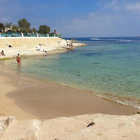 Marsascala 2nd-floor Seaview Elegant 3bedroom 2bathroom Free Breakfast & Tv Movies Lägenhet