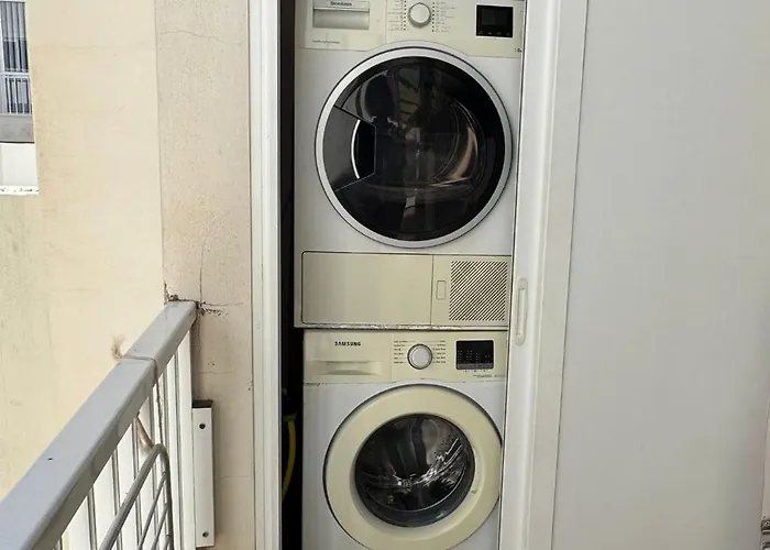 Seaview Elegant Apartment Feels Like Home Apartament