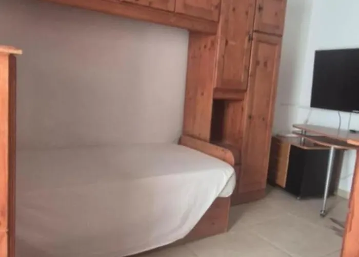 Seaview Elegant Apartment Feels Like Home Apartament