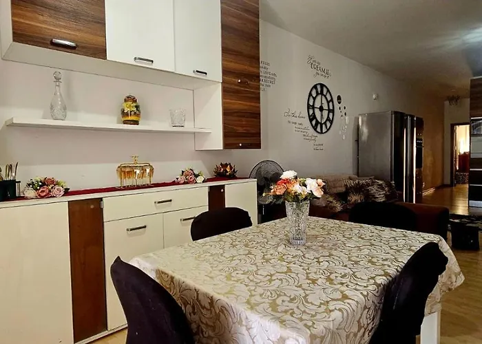 Seaview Elegant Apartment Feels Like Home *