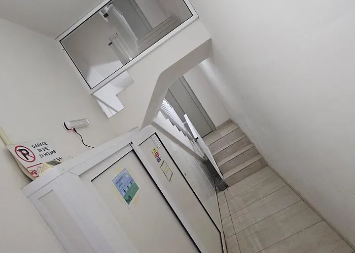 Seaview Elegant Apartment Feels Like Home Apartament